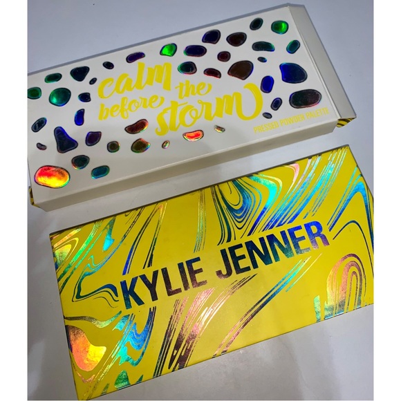 Kylie Cosmetics x Weather Collection LE Eyeshadow Palette - Picture 6 of 10